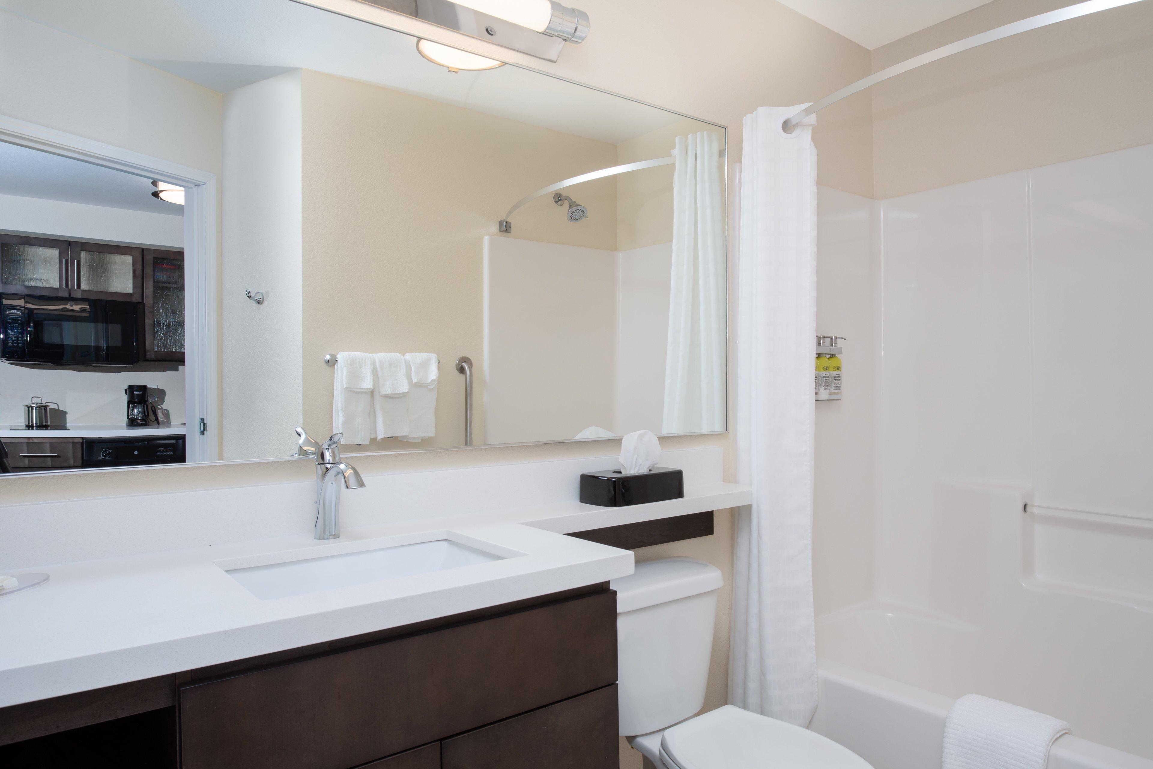 Candlewood By Ihg 2*